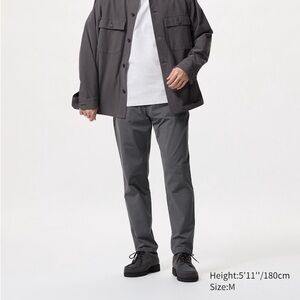 NWT Uniqlo Men’s Ultra Stretch Active Tapered Pants Gray L